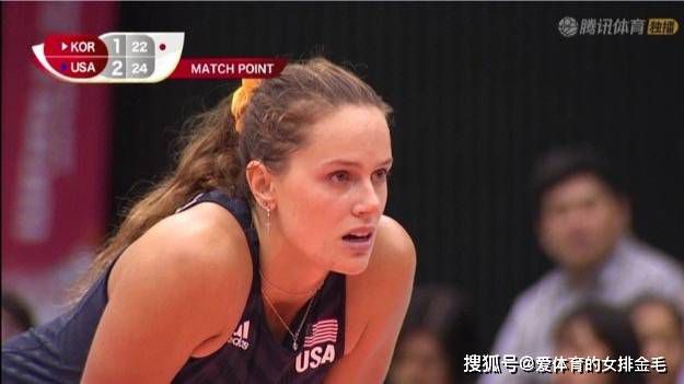 女主人享受舌奴用嘴伺候